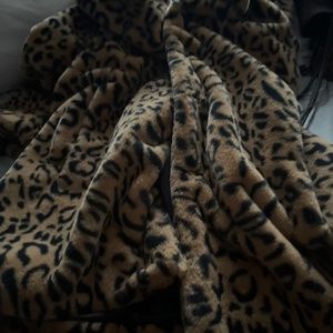 Leopard coat